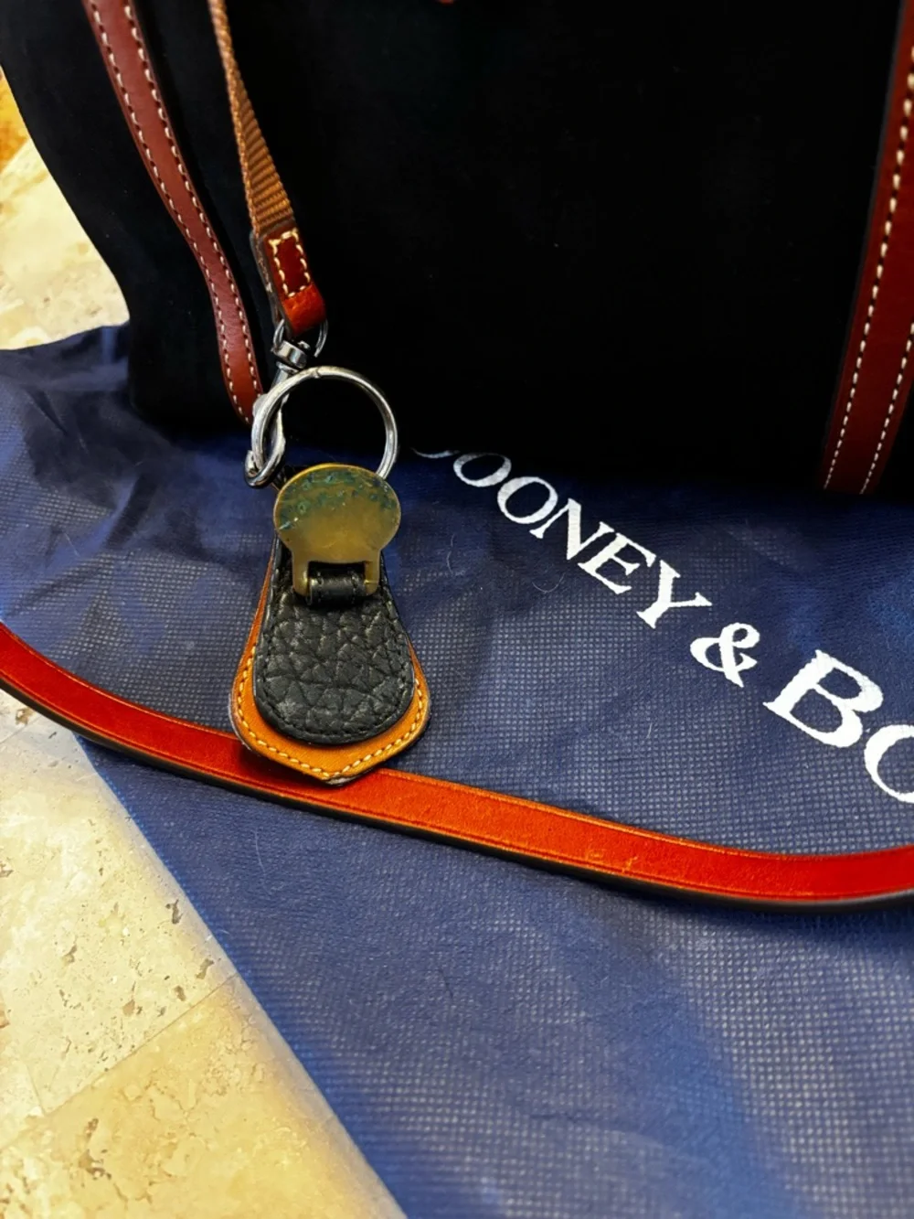 Dooney & Bourke Black Suede Leather Trim Tote Bag Red Lining Large Shoulder Bag - Picture 11 of 16